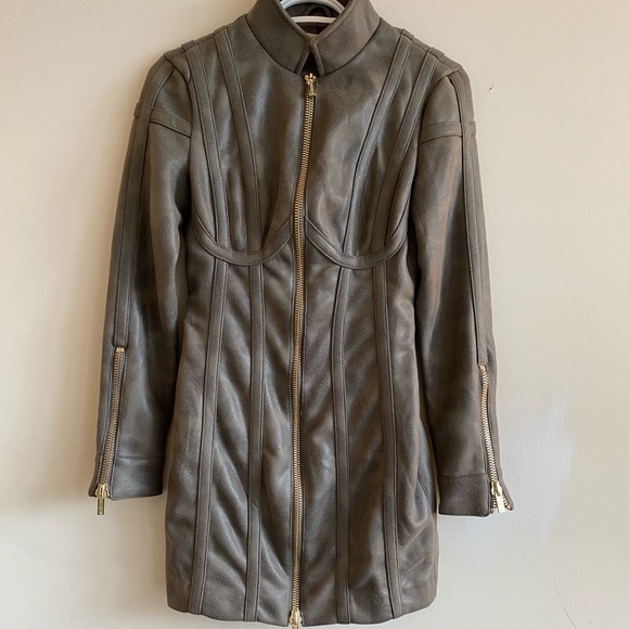 House of CB dress - Picture 4 of 10